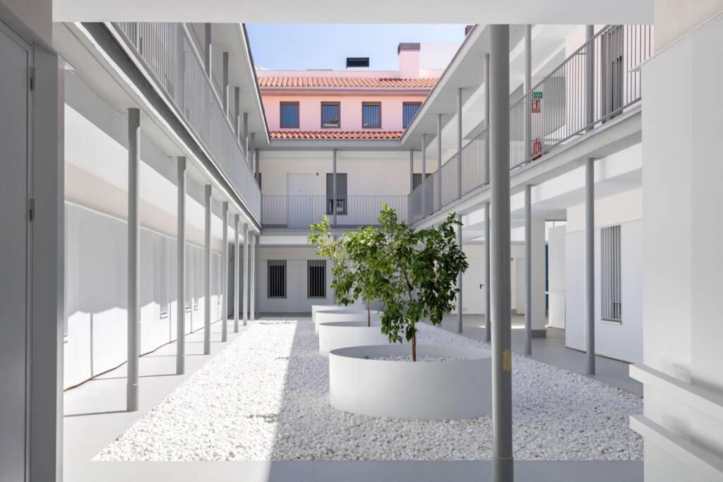 Triana Pages Oasis By Valcambre Apartment Seville Exterior photo