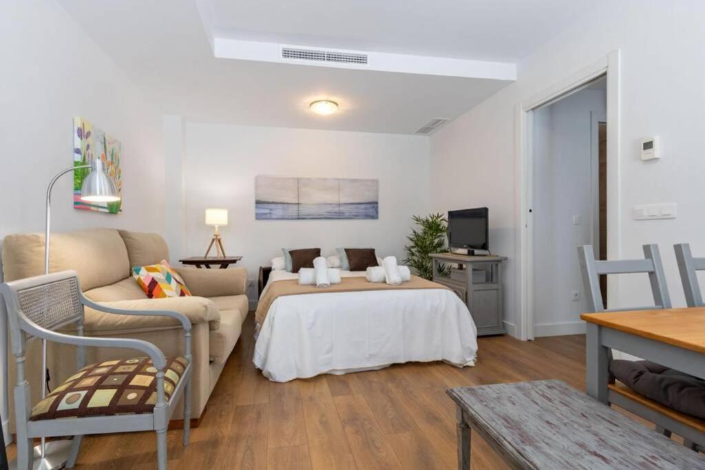 Triana Pages Oasis By Valcambre Apartment Seville Exterior photo