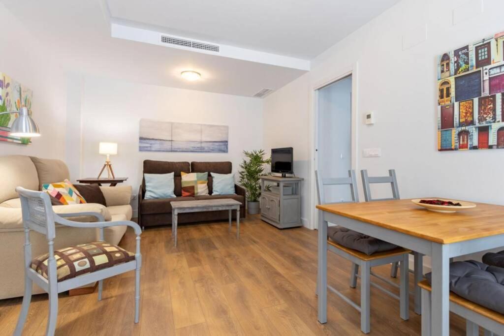 Triana Pages Oasis By Valcambre Apartment Seville Exterior photo